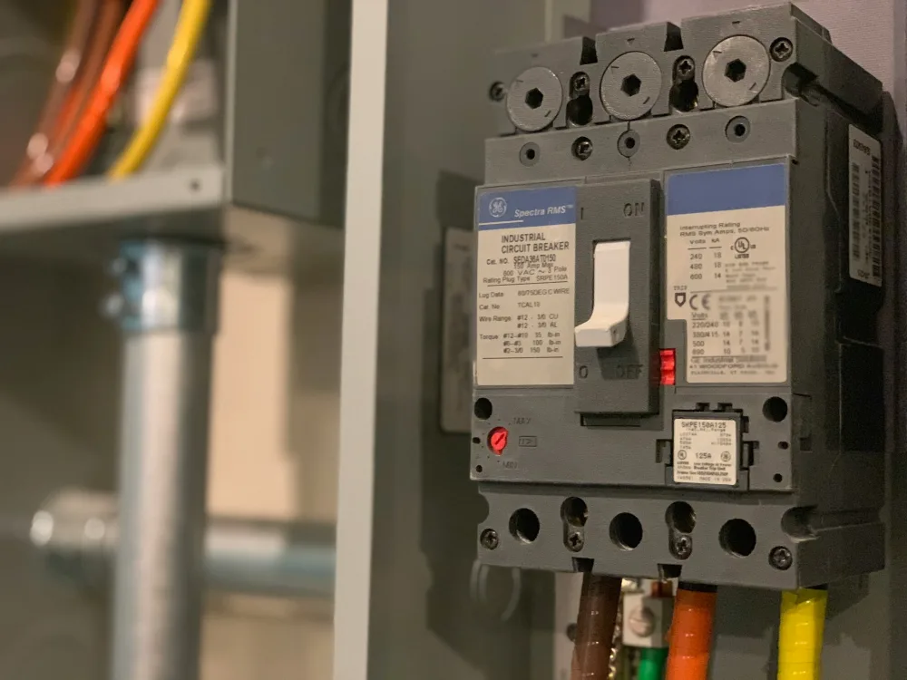 Özgür Elektrik
